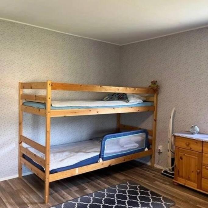 Familienfreundliche Farm Stuga Hamra  外观 照片